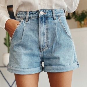 Berthie Jonas short NWT Medium 6 denim jean shorts